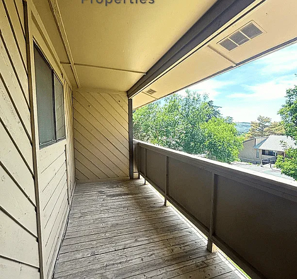 2128 Marigold St #6 — Photo 12