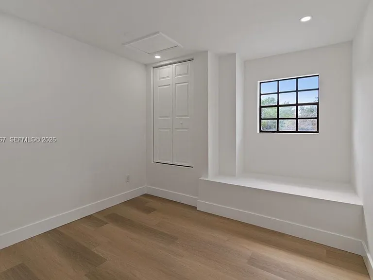 1409 NW 44th St #B — Photo 14