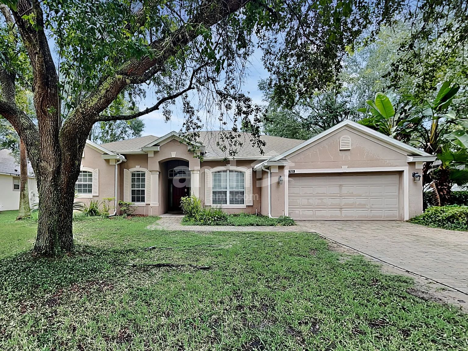 5 bed, 3.0 bath, 2647 sqft, $3,090 — Photo 1