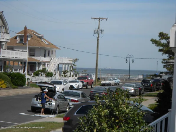 111 10th Ave #D, Belmar, NJ 07719