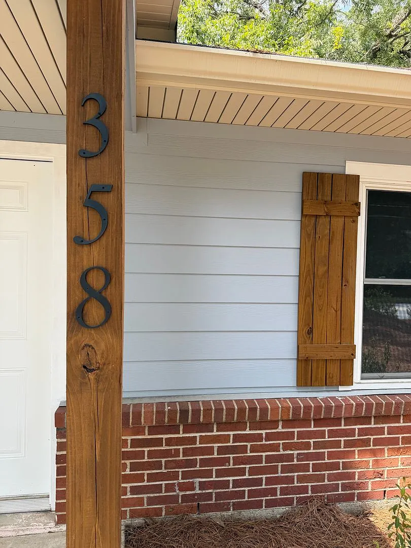 Beautifully Remodeled 3 Bedroom Home Just Minutes from Auburn University! — Photo 2