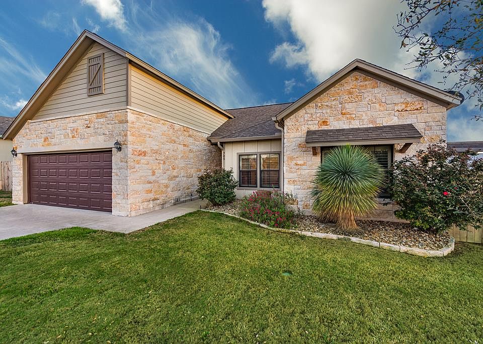 1st image of 705 Englemann Oak Dr