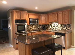 99 Orleans St #B, Lowell, MA 01850