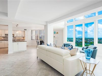 4041 Gulf Shore Blvd N APT 1108, Naples, FL, 34103