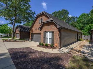 5281 Cottage Cir, Birmingham, AL 35226