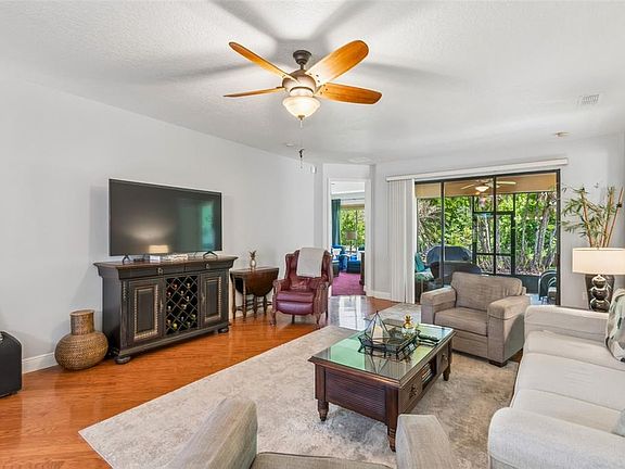 5th image of 376 INDIAN WELLS AVENUE