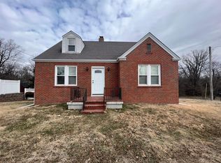 5832 Telegraph Rd, Saint Louis, MO 63129