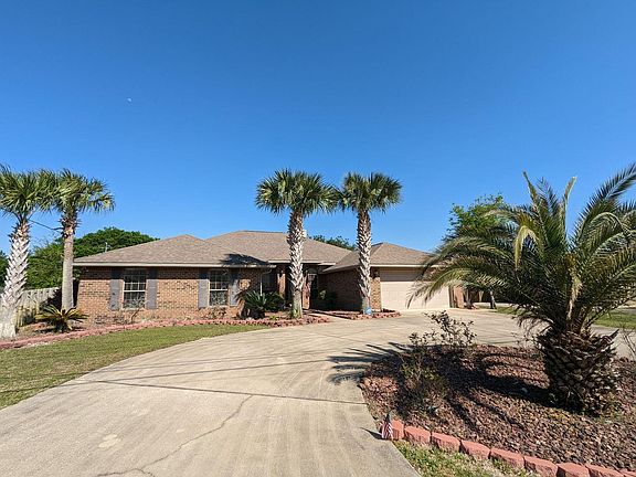 2nd image of 2054 Hawthorne Dr