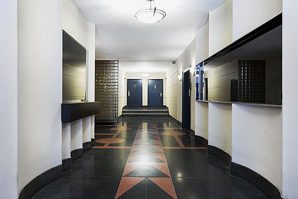 1st image of 209 W 104th St APT 2D