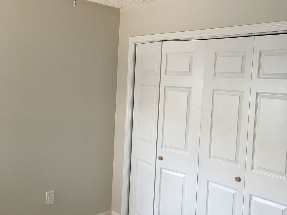 2nd image of 760 SW 31st Ave