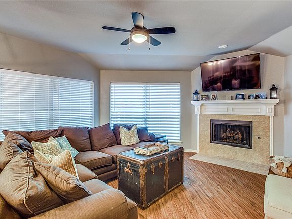 4th image of 9800 Old Field Dr