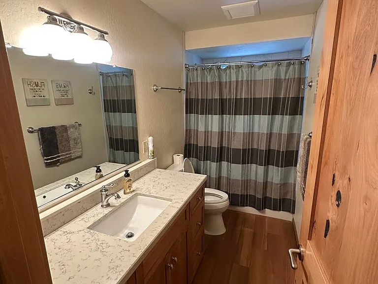 15891 Northwoods Blvd — Photo 8