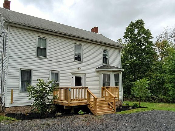 2nd image of 3 Burnside Dr #4