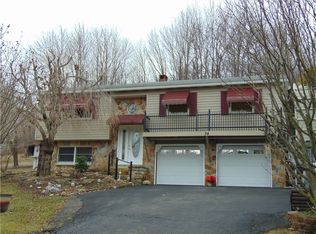 34 Guzik Ln, Smithfield, PA 15478