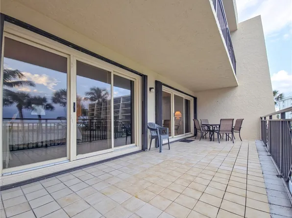 3939 Ocean Dr APT 205C, Vero Beach, FL 32963
