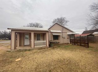 732 Santa Fe St, Alva, OK 73717
