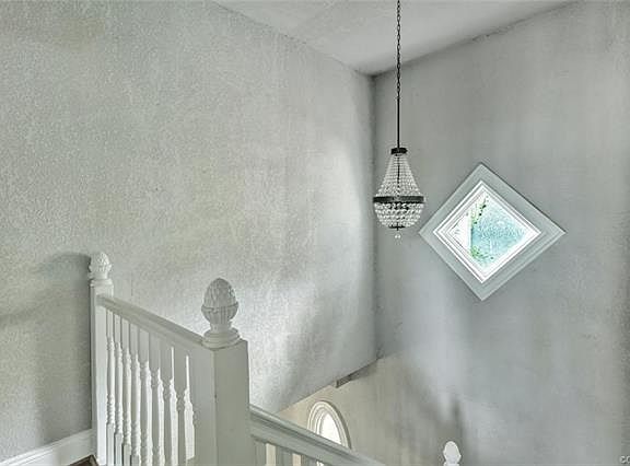 4th image of 3114 Enslow Ave