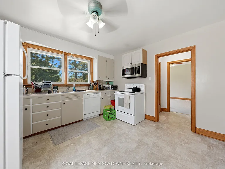 20 Delrex Blvd — Photo 14