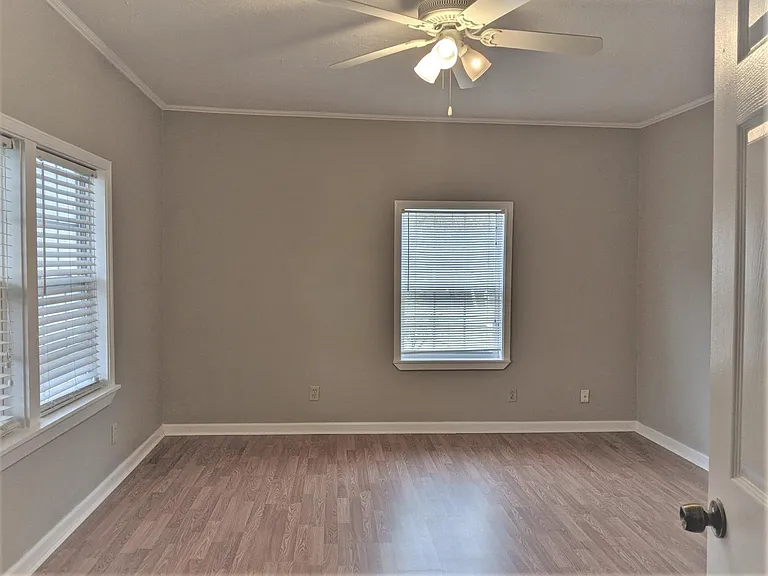258 Corinth Rd — Photo 12