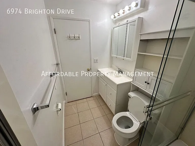 6974 Brighton Dr — Photo 13