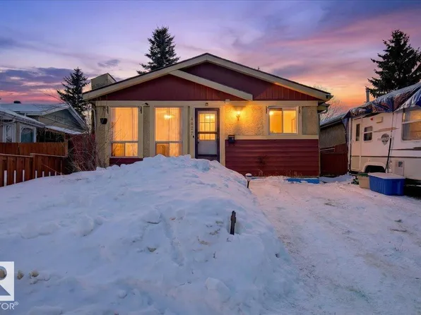 4427 32a Ave NW, Edmonton, AB T6L 4K7