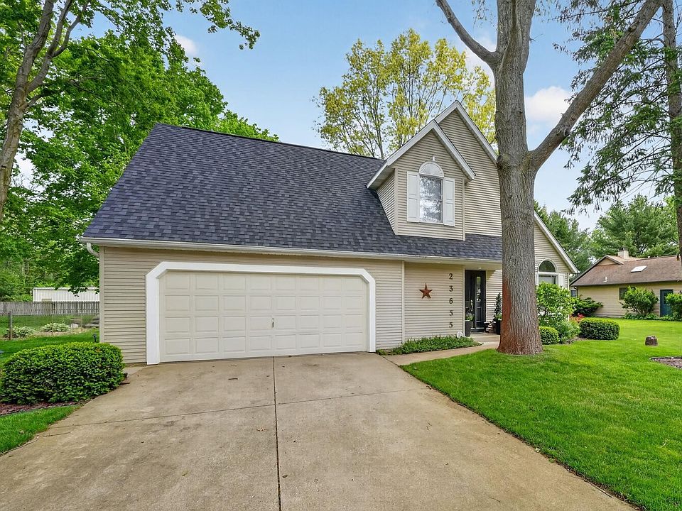 1st image of 23655 Ridgemont Ln