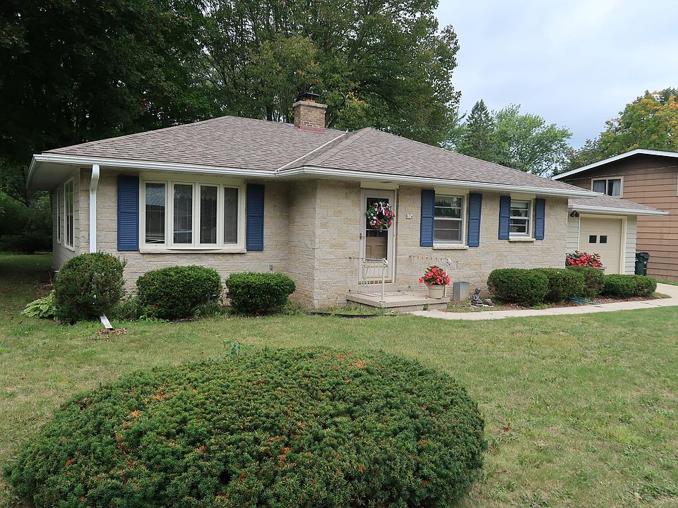 1st image of 634 S 15th Ave