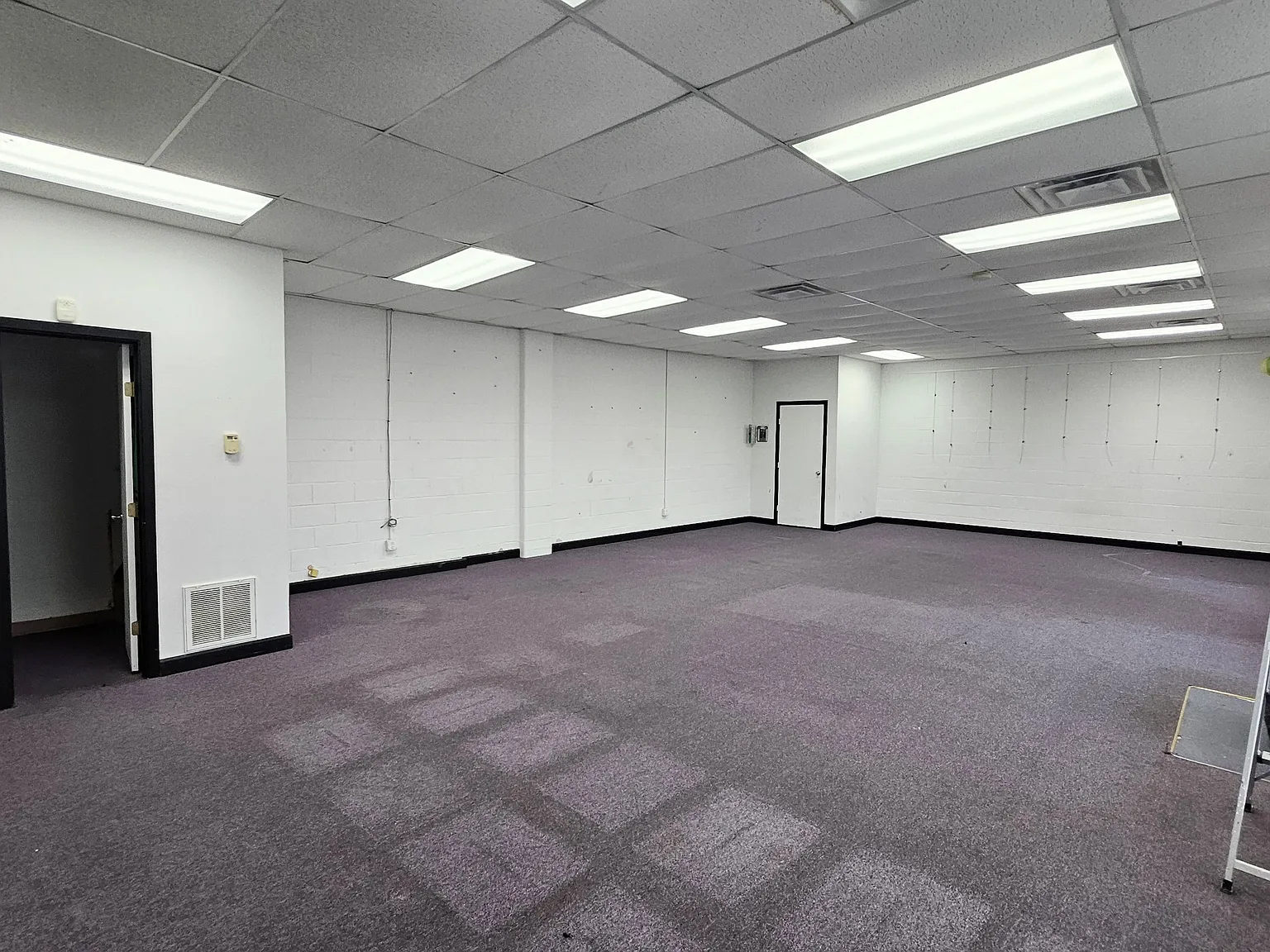 2 bed, 1250 sqft, $1,300 — Photo 1
