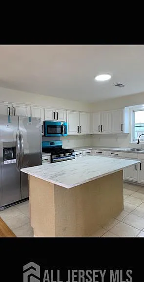 1184 Union St #3 — Photo 13