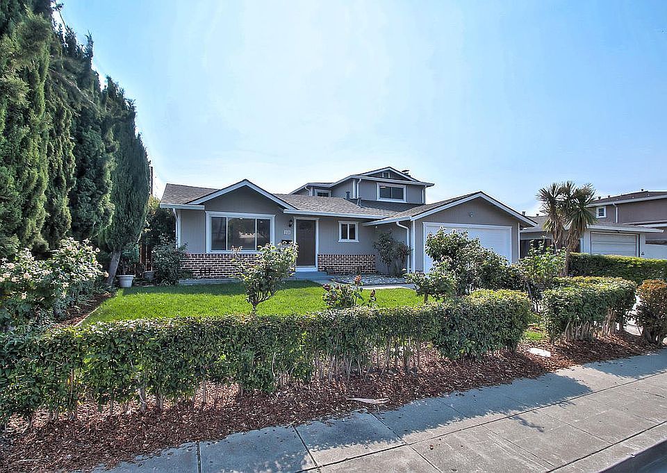 1st image of 3820 De La Cruz Blvd