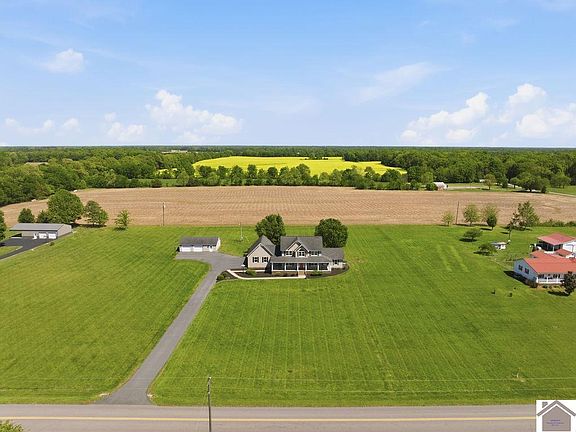 4th image of 5132 Airport Rd