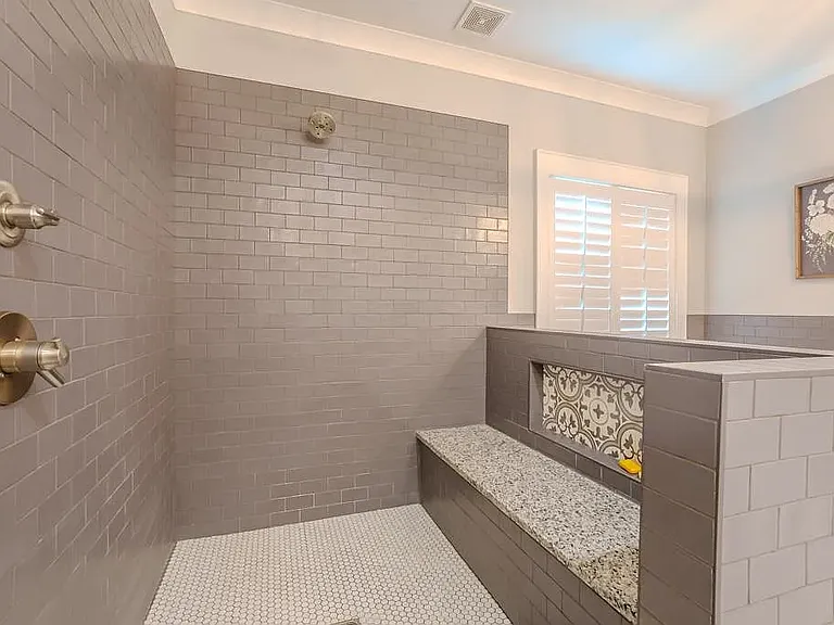127 Ashbey Cir — Photo 15