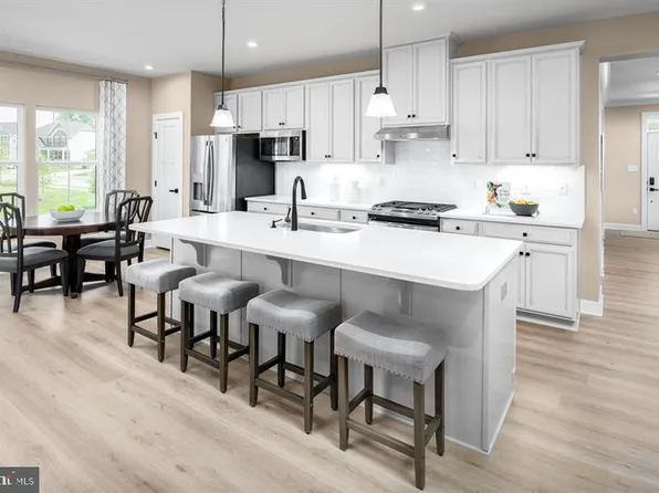 15549 Twin River Cir #H41, Bowie, MD 20716