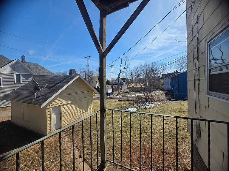 1136 Edgerton St — Photo 13