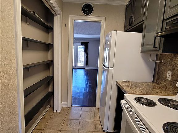 4th image of 6495 Calder Ave #D
