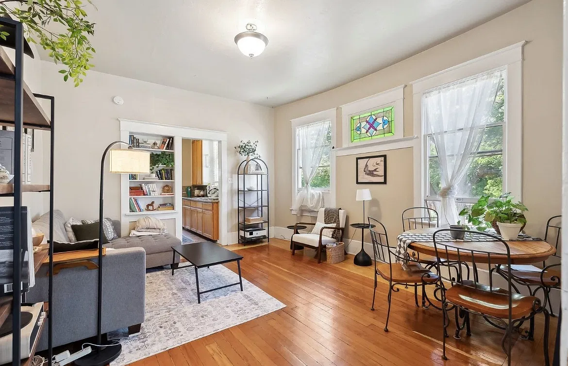 3 bed, $825 — Photo 3