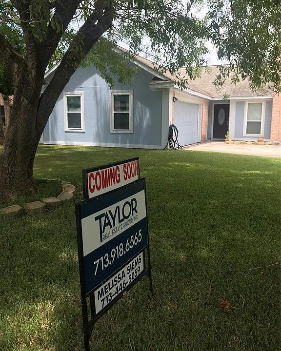 1st image of 5622 Buttercup St