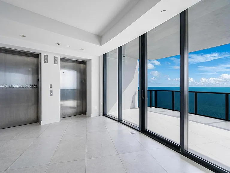 18555 Collins Ave #5001 — Photo 7