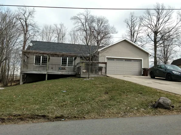 6526 Bunker Hill Dr, Lansing, MI 48906