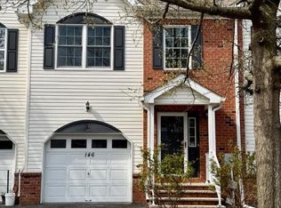 146 Heron Ct, Manalapan, NJ 07726