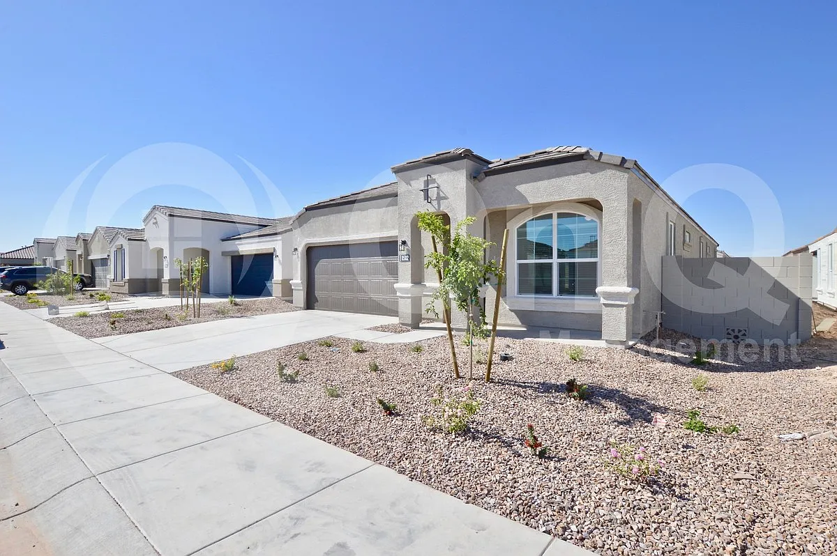 Building Photo - 8502 W Millerton Way