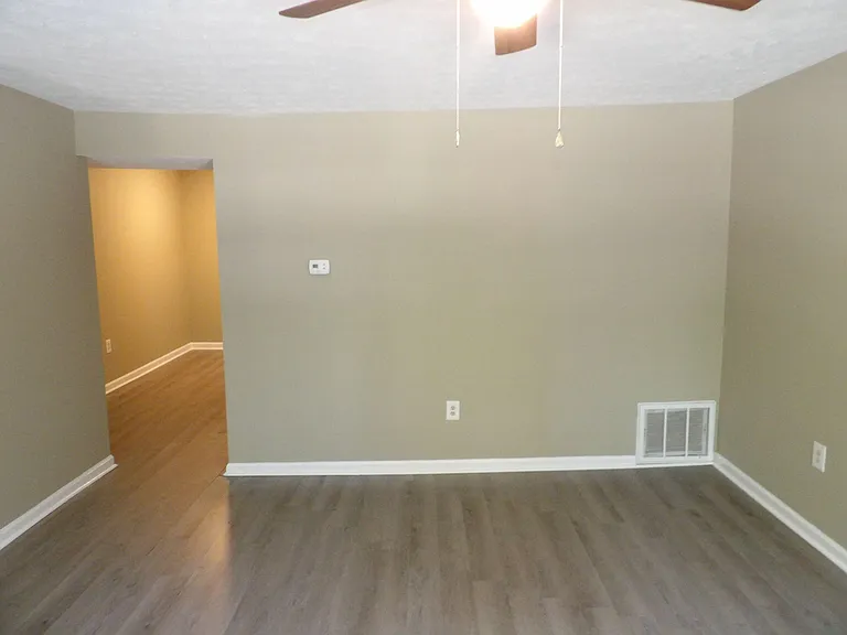 244 Meadowview Dr #12 — Photo 15