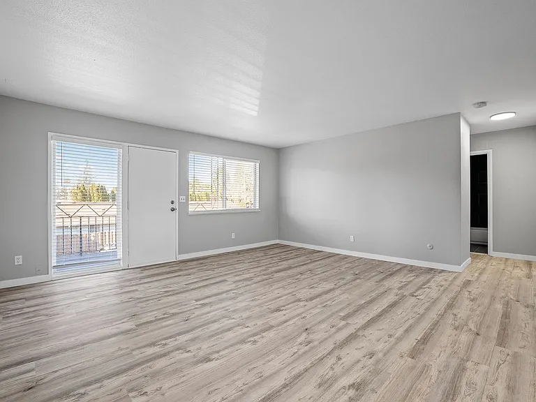 Eastside Village Apartments — Photo 65