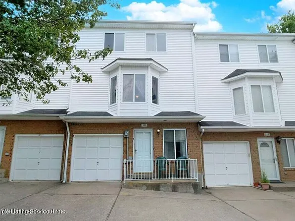 350 Aspen Knolls Way, Staten Island, NY 10312
