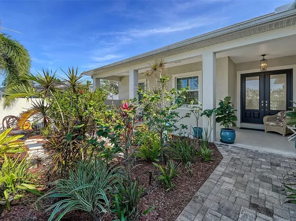 1111 Mallorca Dr, Bradenton, FL 34209