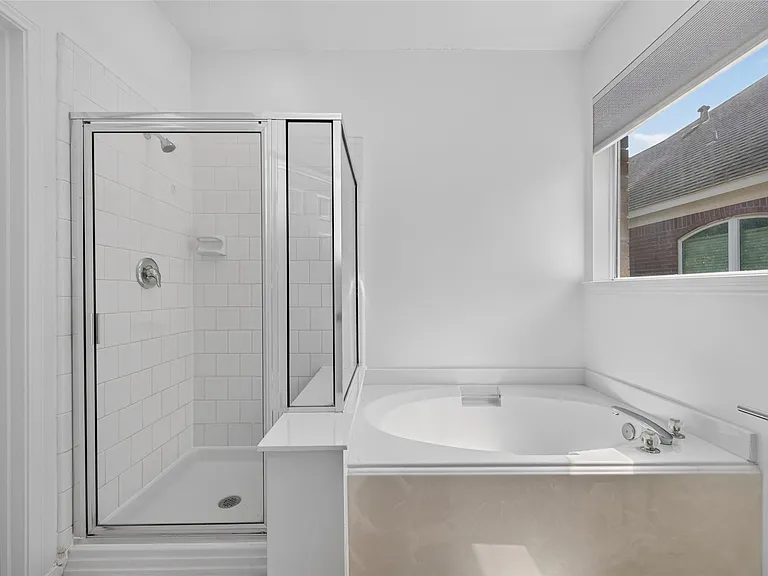 9534 Hanging Moss Trl — Photo 30
