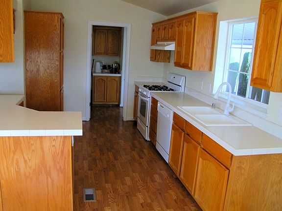 3rd image of 195 Blossom Hill Rd Lot 208