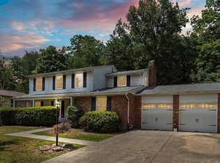 5964 Dashwood Dr, Bethel Park, PA
