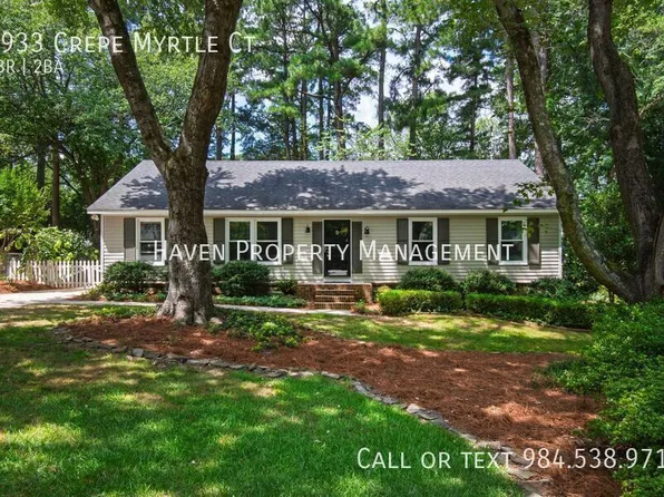 5933 Crepe Myrtle Ct, Raleigh, NC 27609