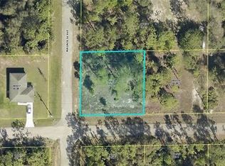 906 W 15th St, Lehigh Acres, FL 33972